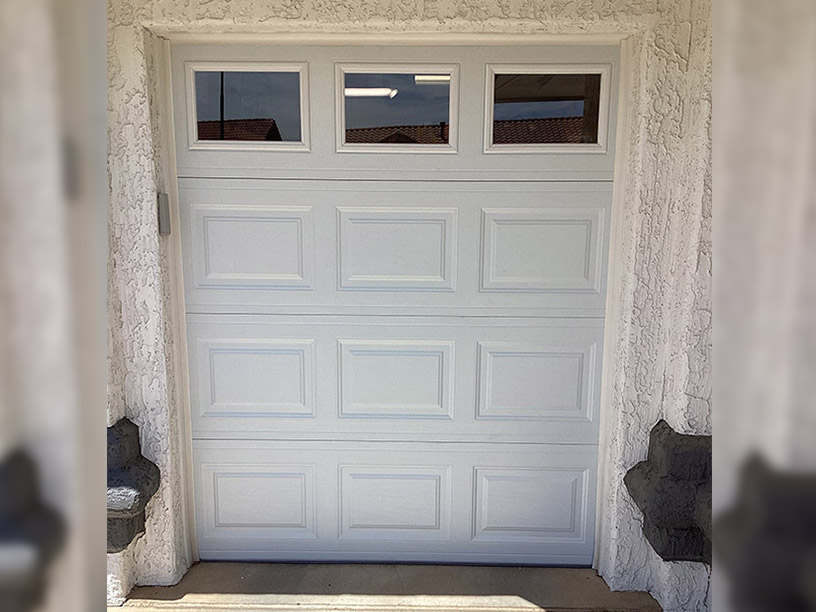 6x7 Insulated Golf Cart Garage Door with Glass Top in Sun City West, AZ