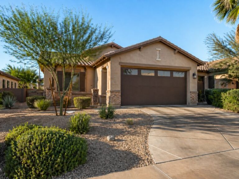 Do I Need HOA Approval to Replace My Garage Door in Gilbert AZ?